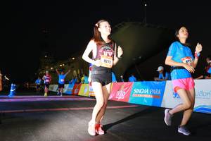 BIB: 9273
                            <button type="button" onclick="openModal(3397424)" class="btn btn-primary btn-sm float-right btn-popup" data-toggle="modal" data-target=".modal-high-quality">
                        <i class="fas fa-shopping-cart"></i> Add to Cart
                    </button>
                                            <button type="button" onclick="isThisMe(3397424, true)" class="btn btn-success btn-sm float-right btn-popup btn-isme hidden" data-toggle="tooltip" data-placement="bottom" title="นี่คือรูปของคุณใช่ไหม คลิกที่นี่เพื่อเอาเข้าอัลบั้ม">
                        <i class="fas fa-plus"></i> Add to album
                    </button>
                    <button type="button" onclick="isThisMe(3397424, false)" class="btn btn-warning btn-sm float-right btn-popup btn-isnotme hidden">
                        <i class="fas fa-ban"></i> Remove from album
                    </button>